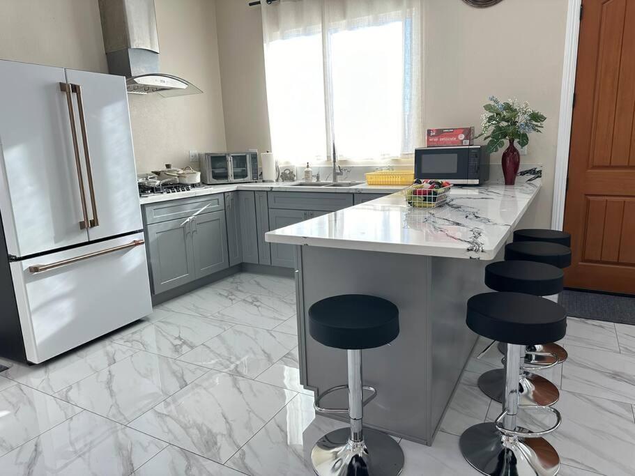 Midway City New Renovated House In Little Saigon 빌라 외부 사진